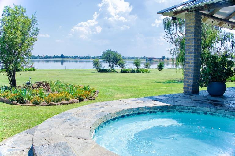 Vaal Dam Manor - Waters Edge - B&B Oranjeville