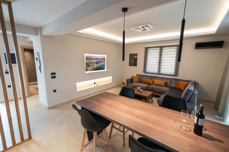 Aurora Apart, 4 - Sea view suites near the beach - Ferienwohnung Marmari