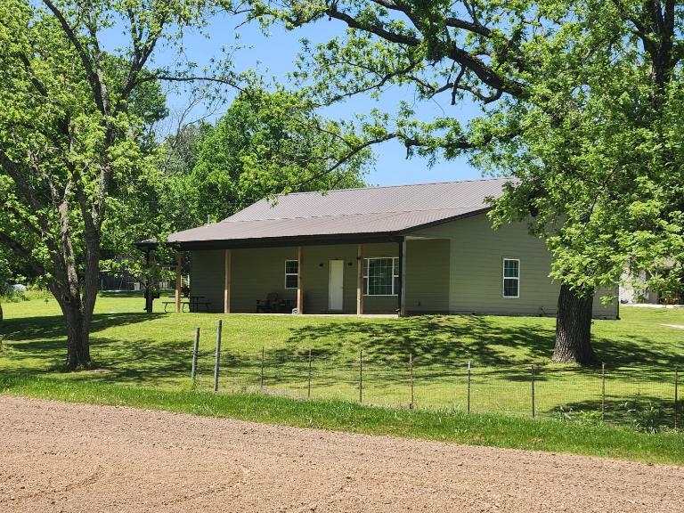 Country Quiet - B&B Joplin