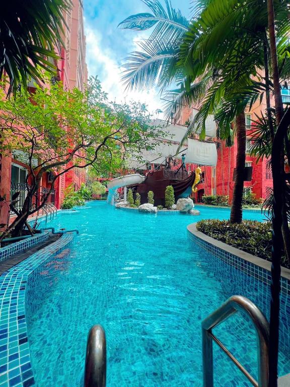 Seven Seas Jomtein Pool Access Pirate - B&B Jomtien