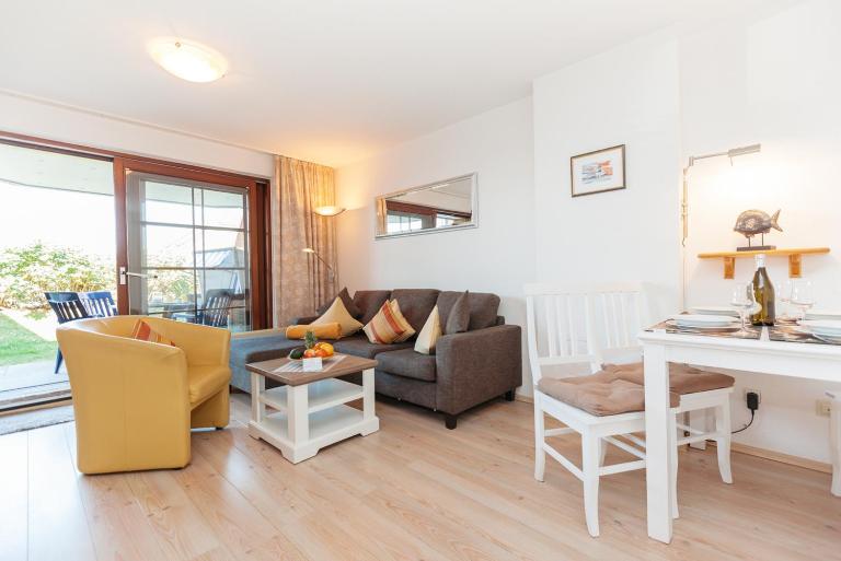 Haus Frisia Wohnung 01 - Ferienwohnung Wenningstedt