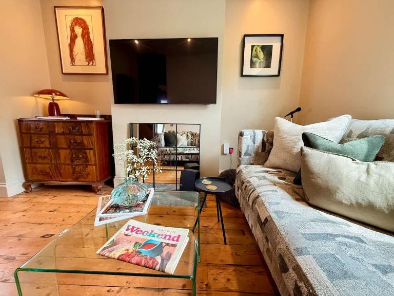Ultra Modern City Centre House - Ferienwohnung Bristol
