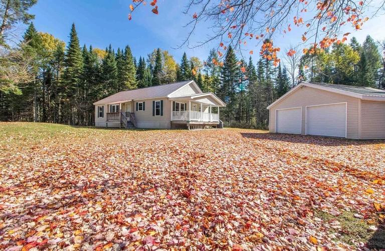 3BR 2BA with direct VAST Trail access on 10 Acres - B&B Norton