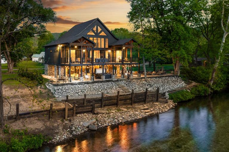 Highly Rated New Riverfront Cabin Full of Windows Hot Tub Pool Table Sleeps 12 - B&B Townsend