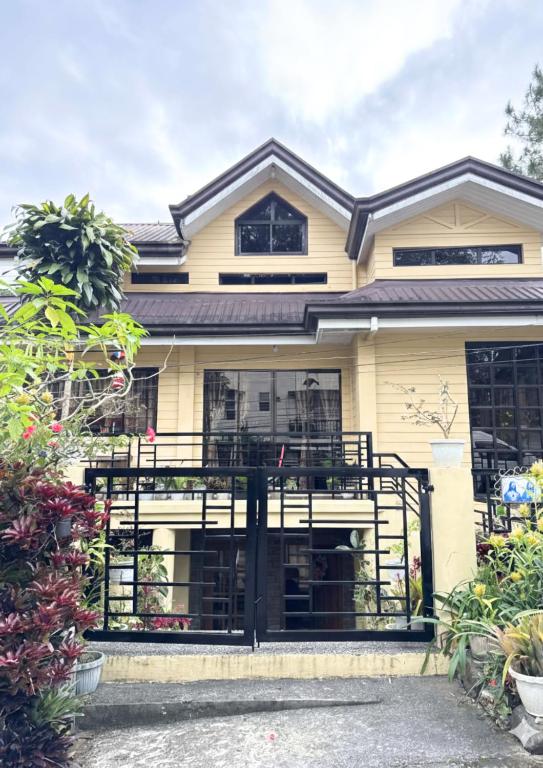 Baguio Rest House - Bed and Breakfast Baguio City
