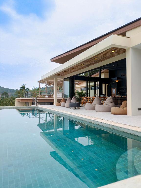 Luxury 5BR Villa Private Pool Family Breakfast - Chambres d'hôtes Bo Phut Beach