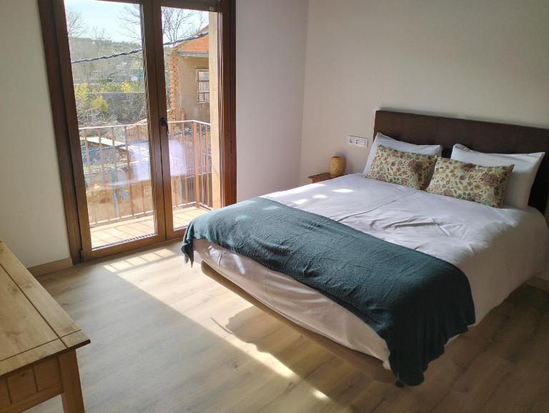 Apartamentos rurales La Higuera de José - B&B Layos