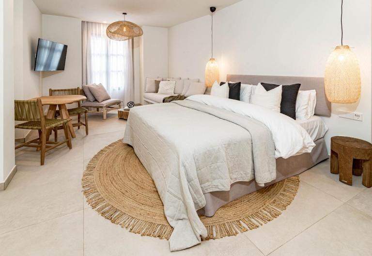 Seaclub Suites Complex Listings - B&B Estepona