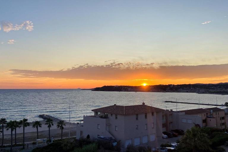 Lumineuse escale avec terrasse vue mer - Chambres d'hôtes Six-Fours-les-Plages