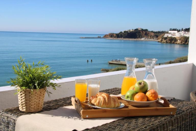 #003 Charming Cottage Quiet & Relaxing - Bed and Breakfast Albufeira