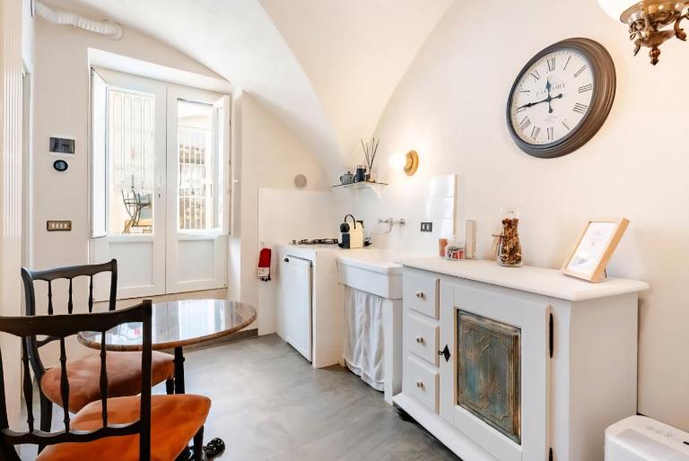 Studio Raguso-Cosy Elegant Hideaway - Chambres d'hôtes Martina Franca