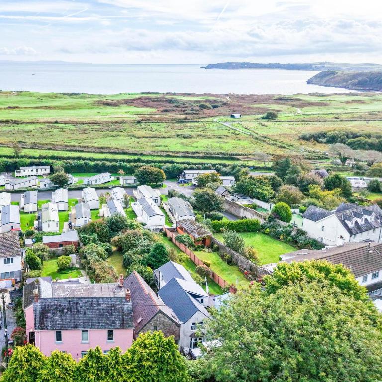 Tide & Tee - 2 Bedroom Apartment - Penally - Tenby - B&B Tenby