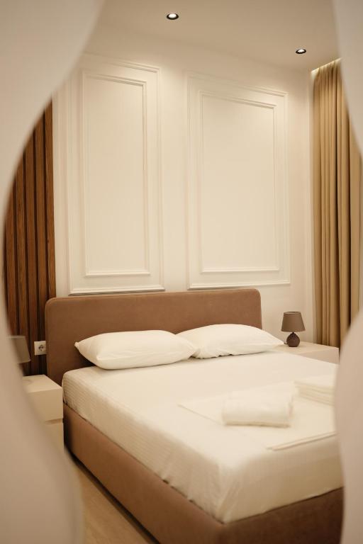 Avra Apartments - B&B Saranda