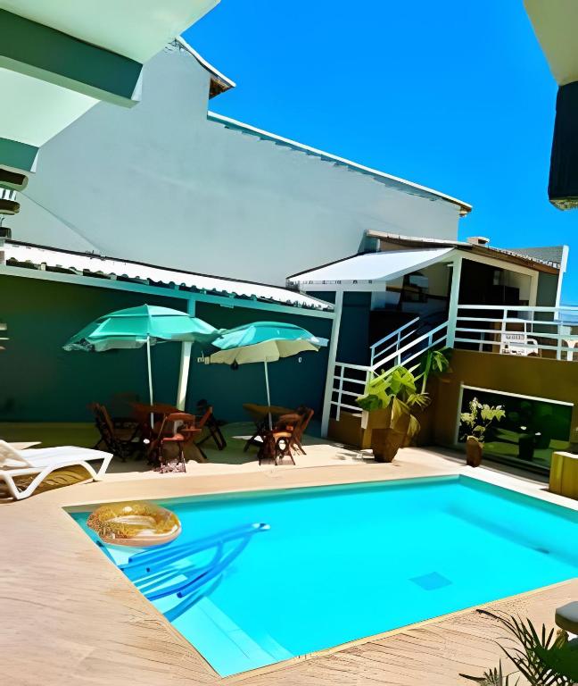 Casa privativa c/5 suites, piscina e churrasqueira - B&B São Pedro da Aldeia