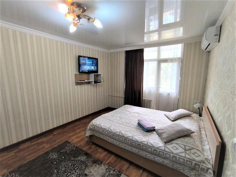 Уютная квартира для двоих на Чингиза Айтматова - Ахунбаева Wi-Fi - B&B Bishkek