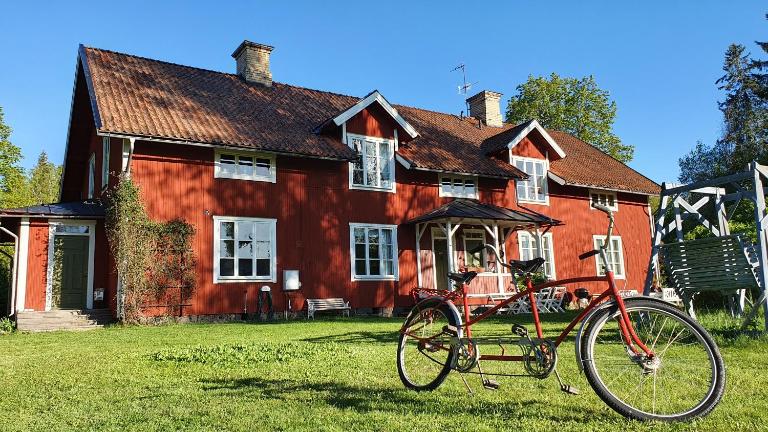 Lägenhet Strömsberg C - Chambres d'hôtes Strömsberg