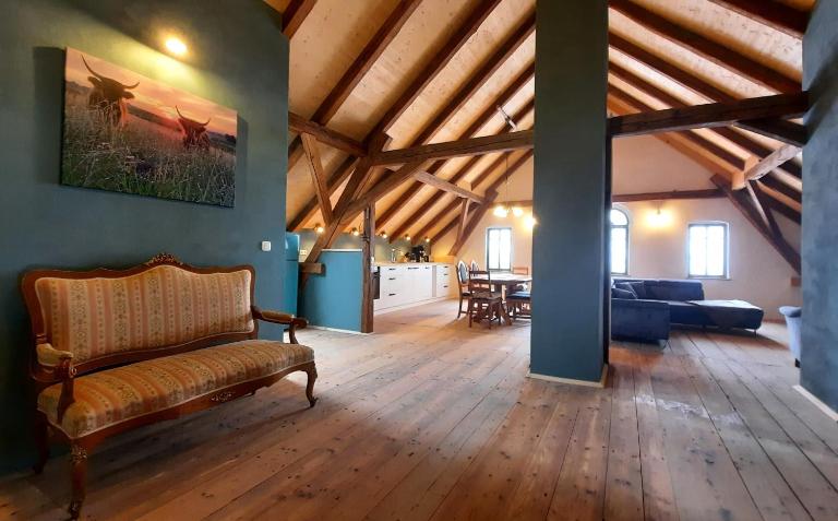 Ferienwohnung Blauregen - NEU ab März 2026 - B&B Hohnstein