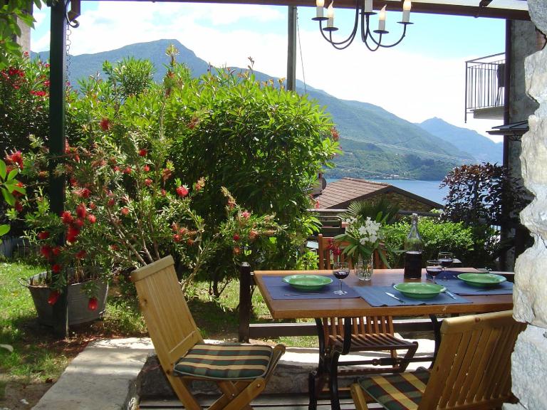 Trebbiano - Bed and Breakfast Gravedona
