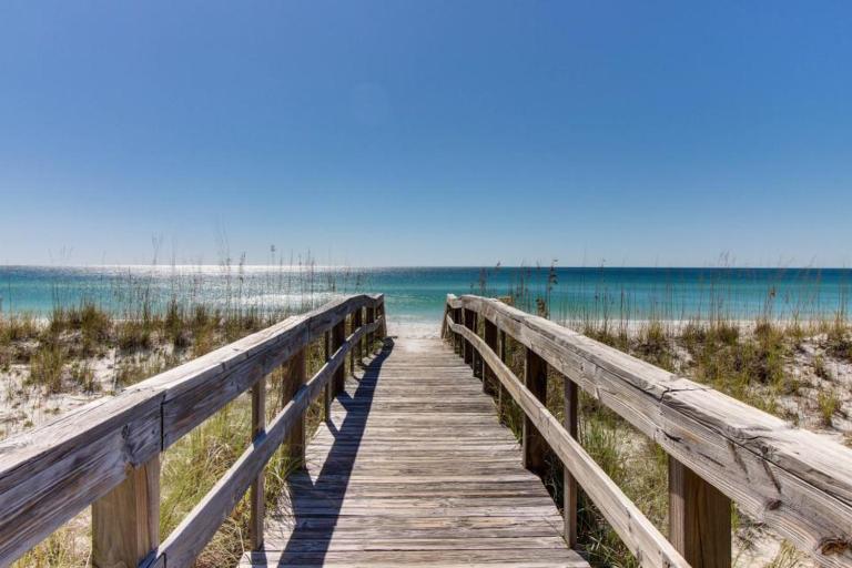 Cozy top-floor beachfront condo with pool pool spa & beach access - B&B Perdido Key
