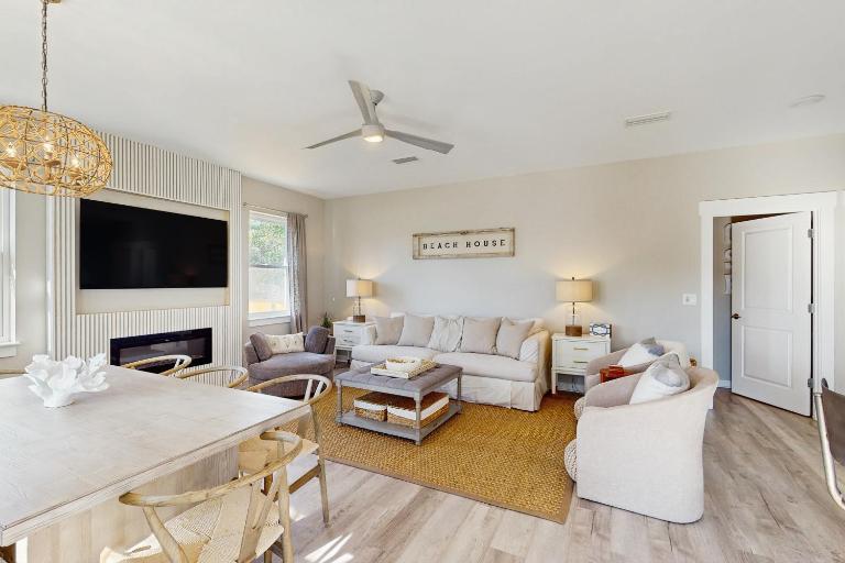 Beach retreat with open layout AC private pool fire pit & grill - Chambres d'hôtes Port Saint Joe