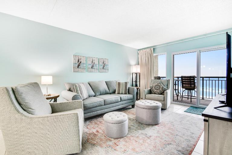 Beachfront home with balcony pool & beach access - B&B Fort Walton Beach