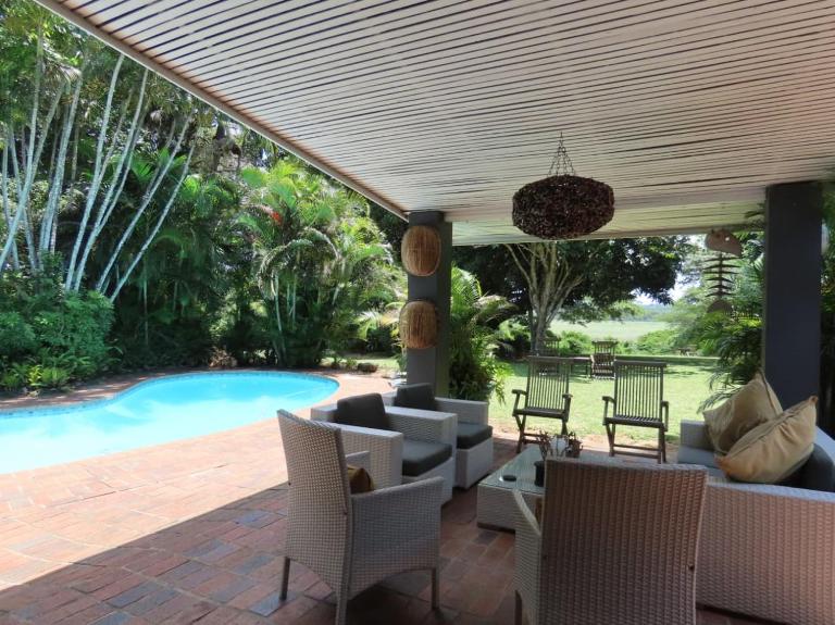 St Lucia Kingfisher Lodge - Bed and Breakfast Saint Lucia