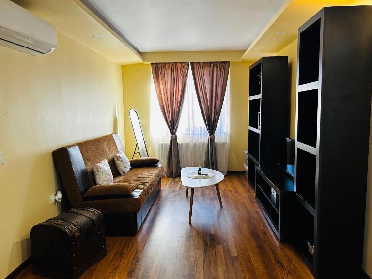 IANIS Apartment - Ferienwohnung Orăştie