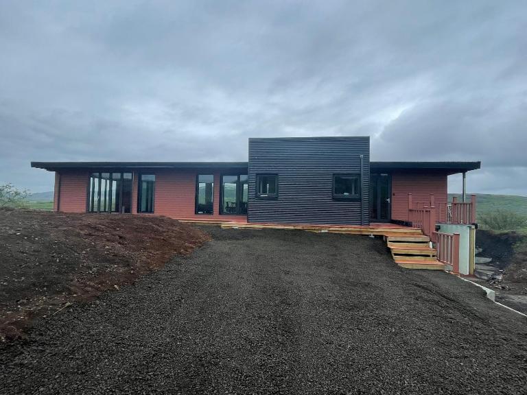 Modern Villa - Ferienwohnung Selfoss