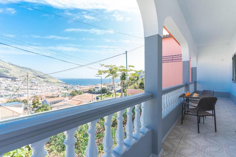 Avelino Apartment by Atlantic Holiday - Chambres d'hôtes Machico