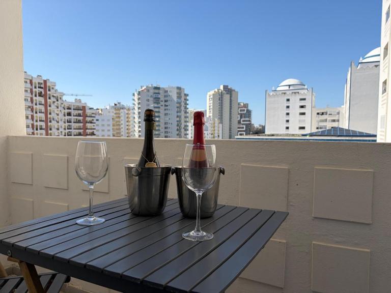 T1 Portimão, Praia Varanda Prestige For Home - Bed and Breakfast Portimão