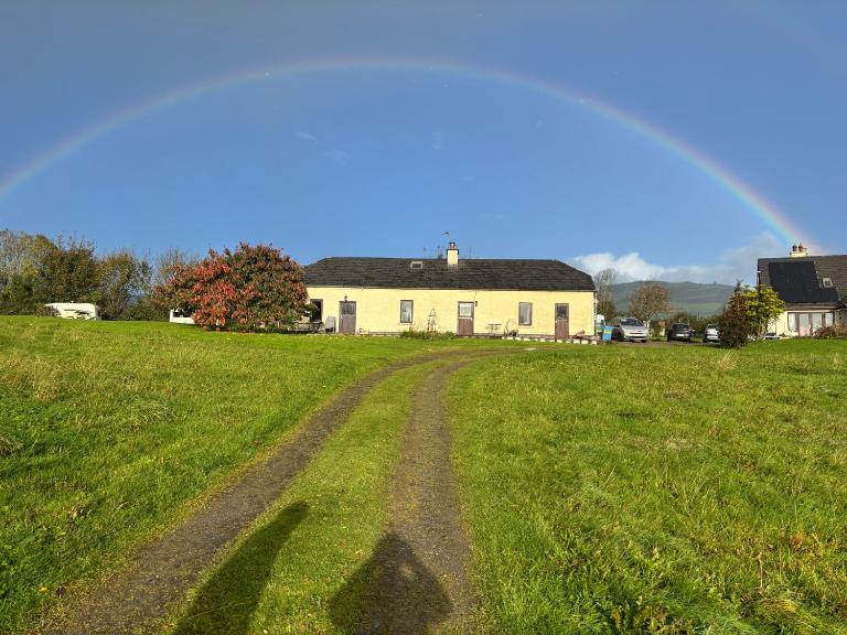 Deerpark Holiday Cottage (1) - Chambres d'hôtes Killaloe