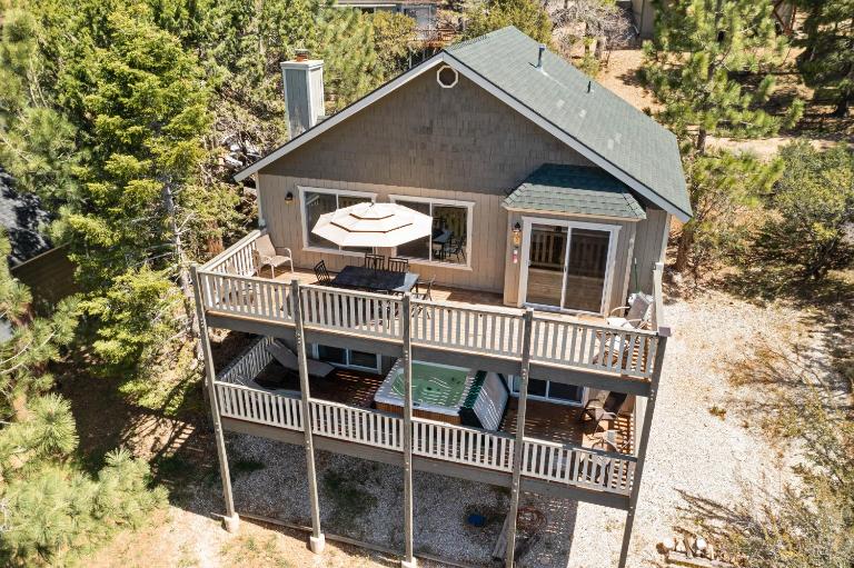 Paradise Pines - Lake & Slope Views, Hot Tub, 2 Decks, Fireplace - Ferienwohnung Big Bear Lake