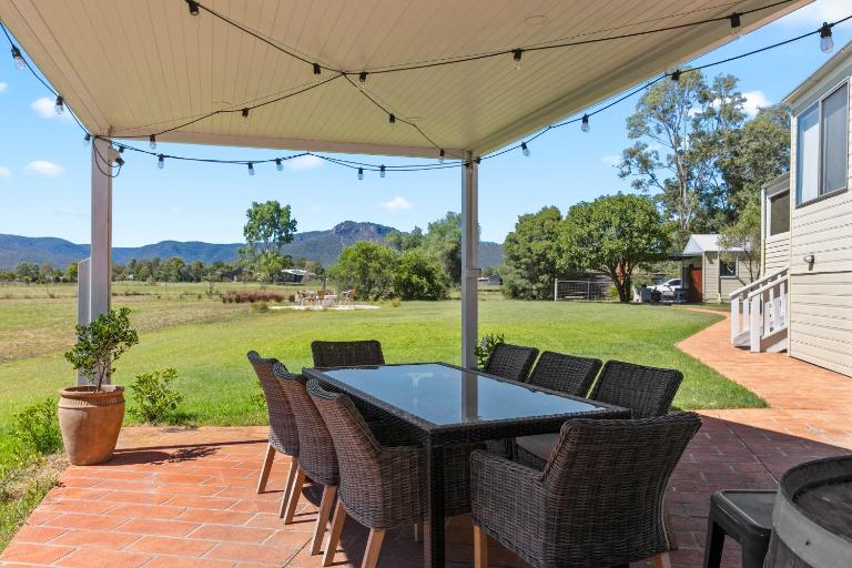 Maranda Country Estate 5 Bedrooms - 12x Beds, Pool, Spa, EV, Pets - Ferienwohnung Broke