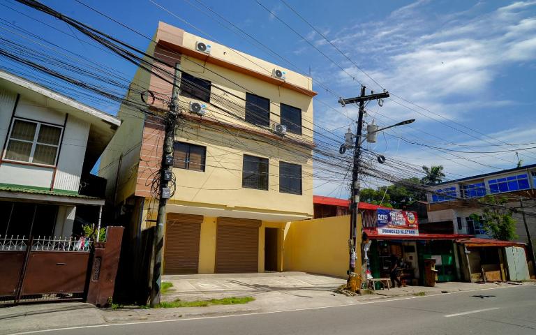 Gloriana Apartments in Dumaguete - B&B Dumaguete