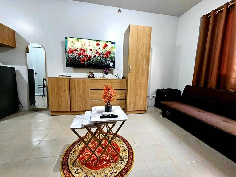 Cozy Plumera Studio near Mactan Airport - Bed and Breakfast Pong-ol
