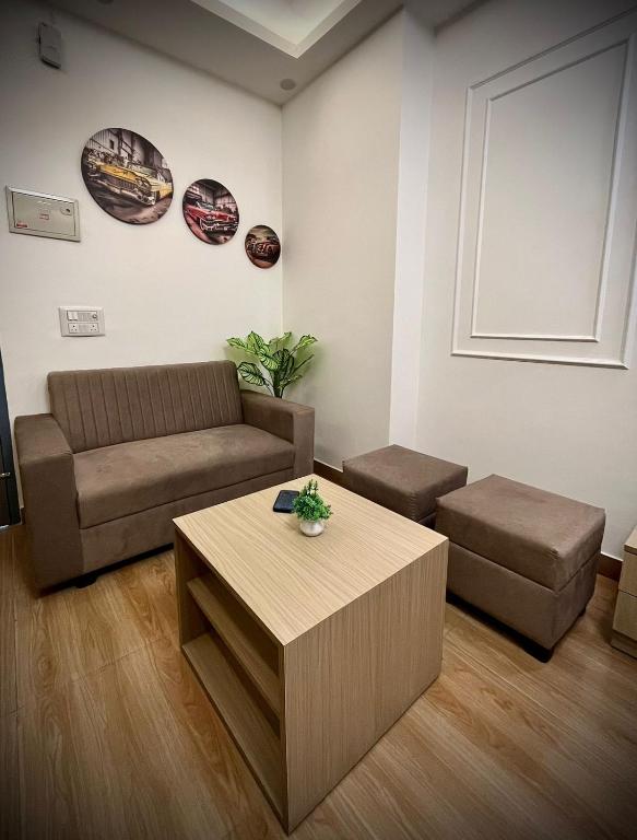 City View Studio Apartment - Fusion Ufairia - B&B Ghaziabad