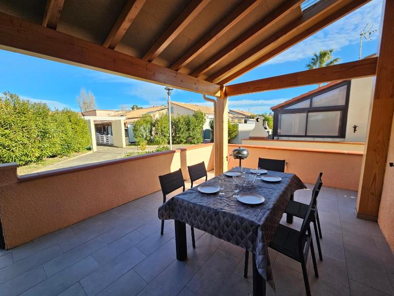 L'Escapade Catalane - Maison 5 personnes - Plage à 300m - Climatisation - Parking - B&B Saint-Cyprien