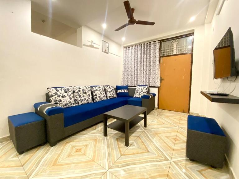 SR Homes ll Premium 3 BHK in Mehdipatnam, Hyderabad - Ferienwohnung Jāmb