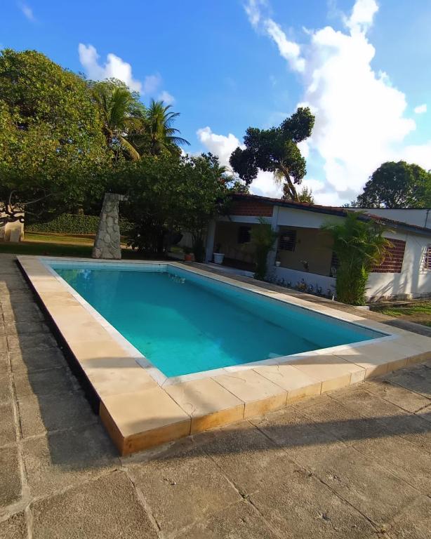 Casa com piscina em Aldeia - B&B Camaragibe