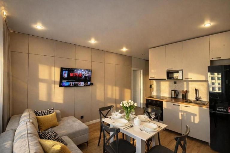 Стильные апартаменты в ЖК MOD Comfort 3 Expo 5 минут - Bed and Breakfast Astana