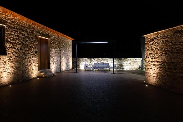 Philoxenia Stone Suites - Ferienwohnung Choúlou