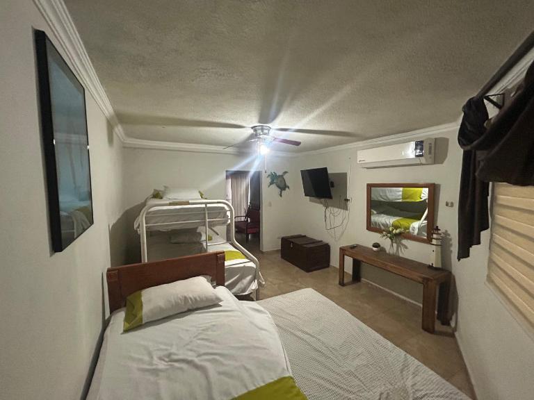 Departamento 1 tecalai San Carlos, Sonora, México - Chambres d'hôtes El Pozo