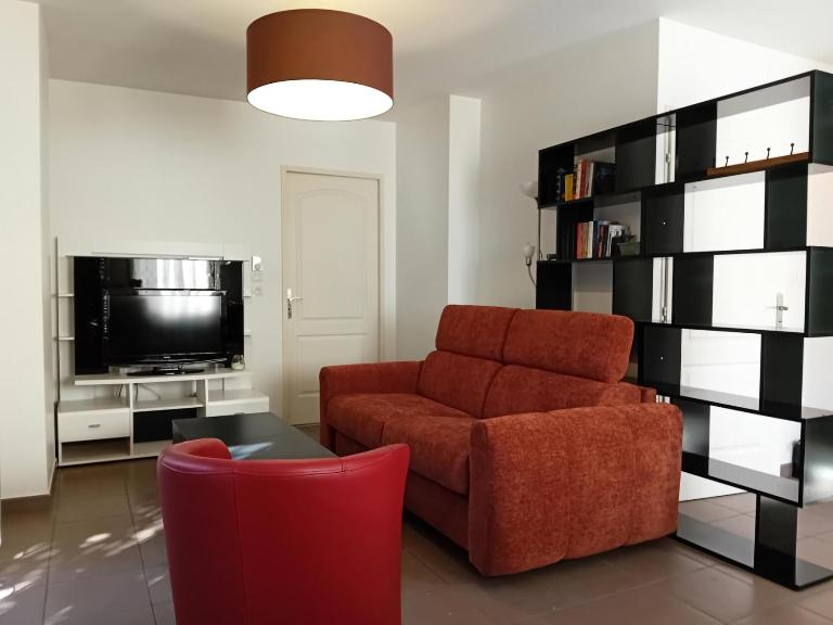 Residence Immocite - Agréable logement avec sa grande agréable terrasse et terrain clos ! MAE-6694 - B&B Aix-les-Bains