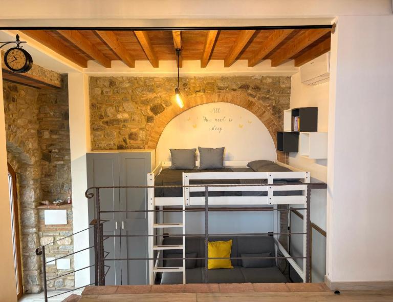 Casa Poggivecchi - B&B Castellina Marittima