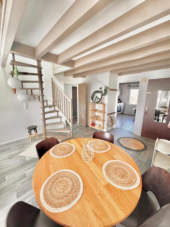 Duplex à proximité de la place Stanislas - B&B Heillecourt