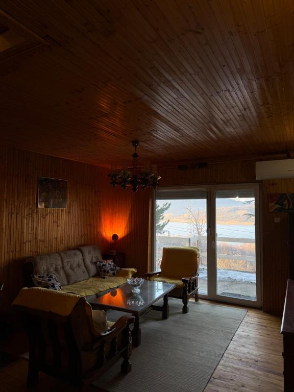 Mavrovo Lake Chalet - Bed and Breakfast Mavrovo