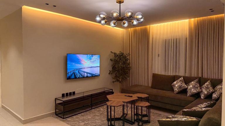Host In Apartments Al Madinah within walking distance of Al Masjid an Nabawi, هوست إن خطوات تبعدك عن المسجد النبوي - Bed and Breakfast Medina