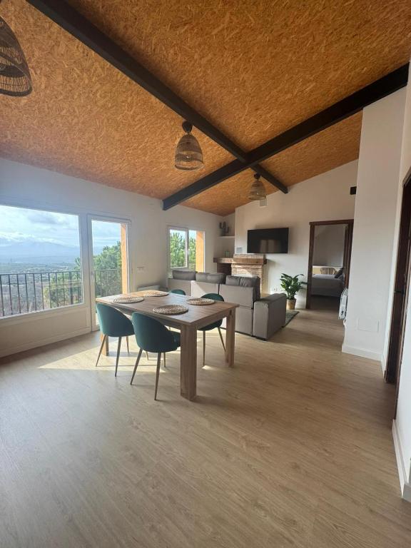 Atempo Berzosa Olivo - Chambres d'hôtes Berzosa del Lozoya