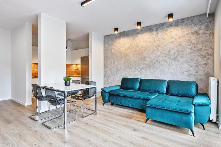 Ilumino Modern Prestige by LookAp - B&B Łódź
