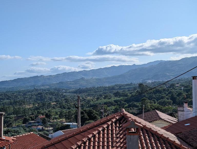 Casa do Chafariz - Bed and Breakfast Fundão